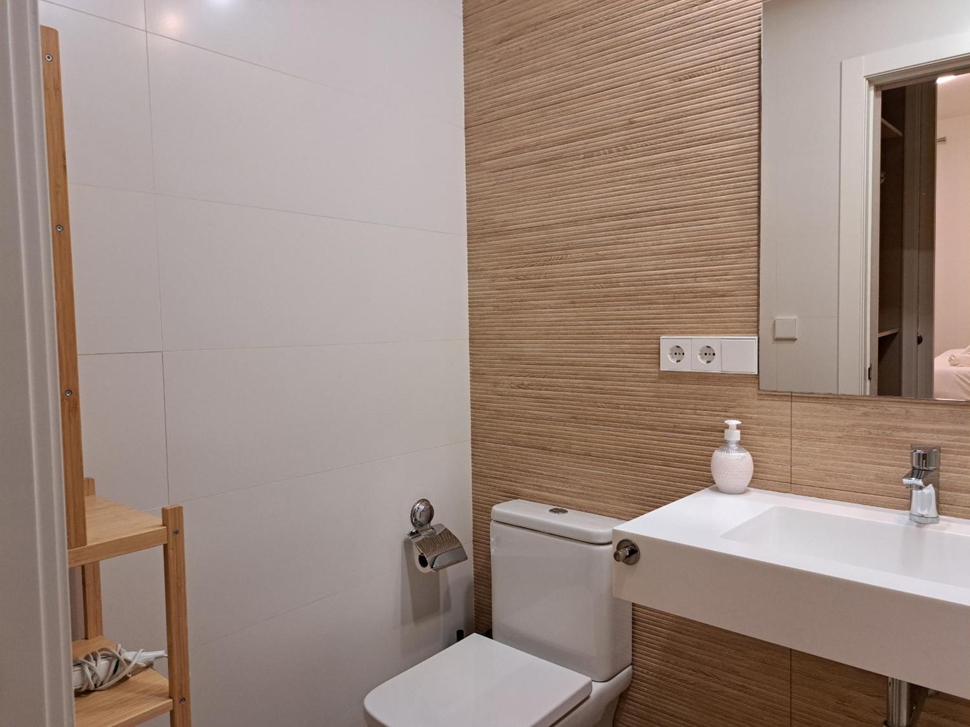 Juan Diaz De Solis Apartment *